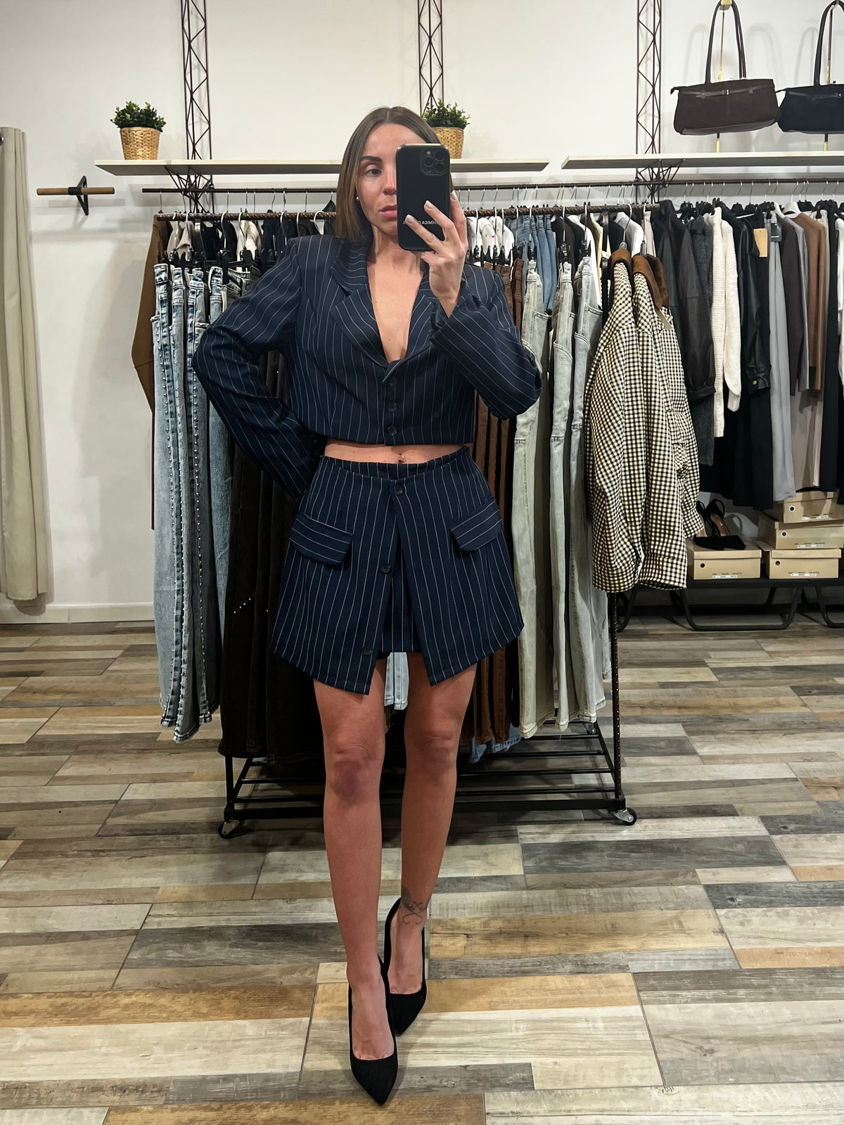 Coordinato short + blazer crop gessato blu