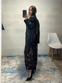 Blazer over taglio maschile in ecopelle