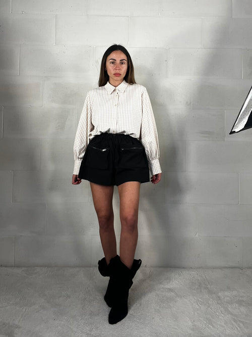 Short con coulisse in vita impermeabile