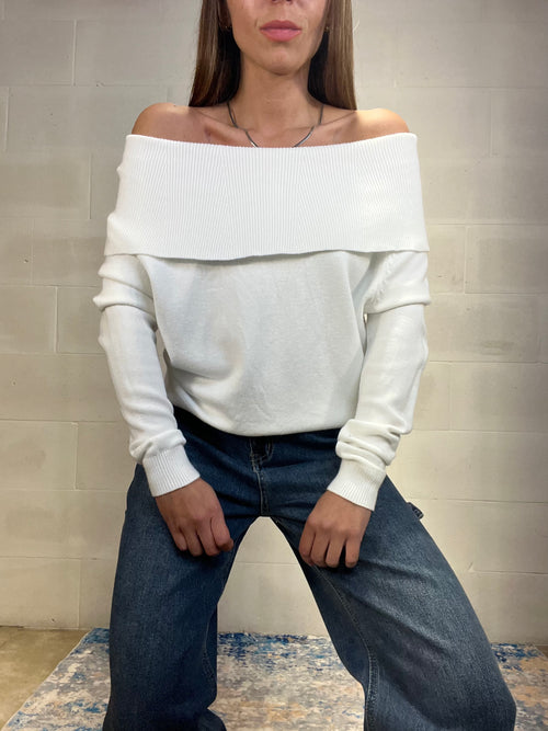 Pull risvolto e spalle cadenti bianco