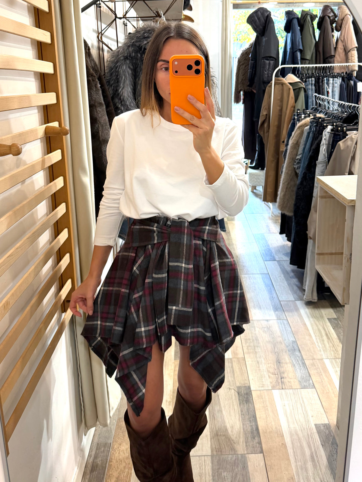 Gonna tartan in flanella asimmetrica con nodo frontale marrone dettagli bordeux ￼