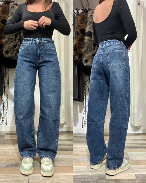 Jeans lavaggio medio modello baggy
