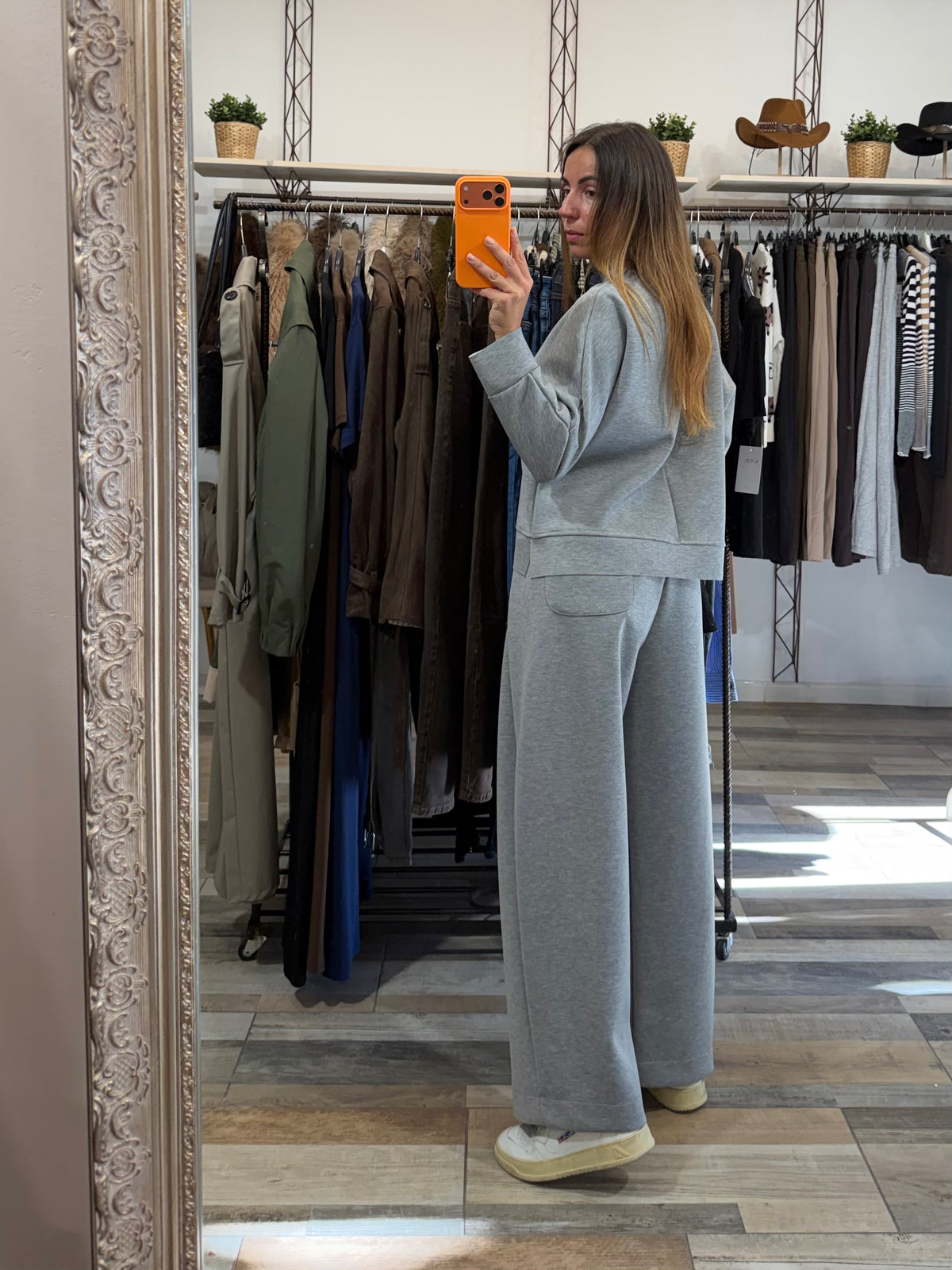 Completo tuta baggy in neoprene grigio