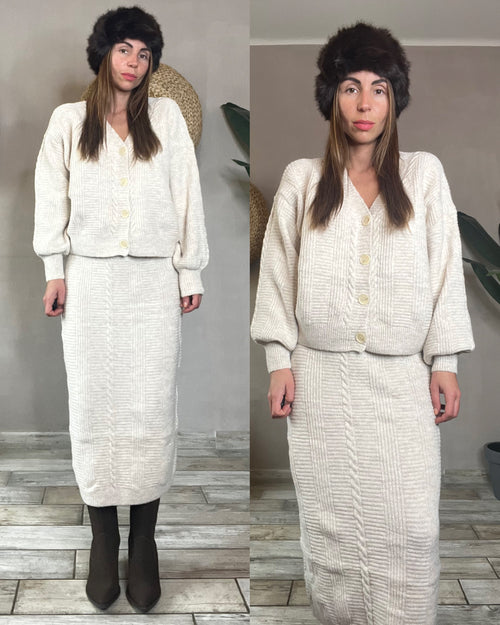 Coordinato cardigan + gonna tubino panna