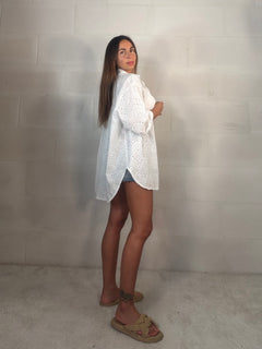 Camicia over in sangallo 100% cotone
