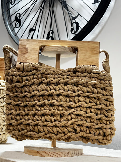 Borsa Cuba in corda con tracolla e manico in legno camel