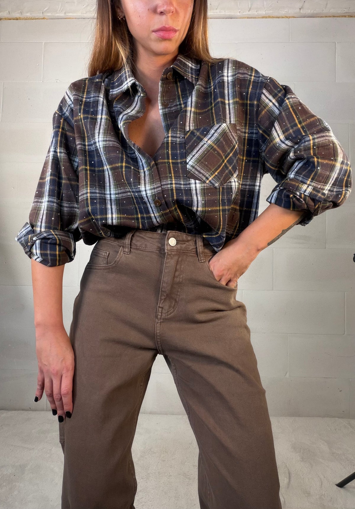 Camicia in flanella tartan marrone con strass