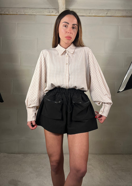 Short con coulisse in vita impermeabile