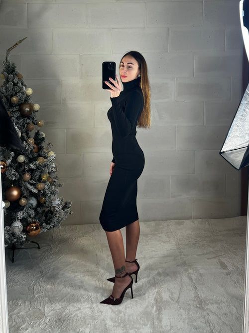 Tubino a collo alto elasticizzato simil lana rasata nero