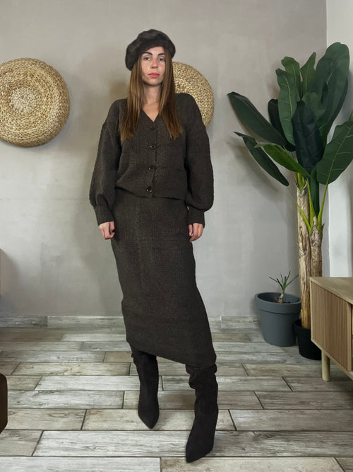 Coordinato cardigan + gonna tubino marrone