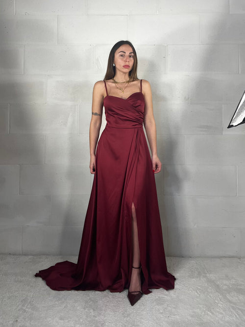 Maxi abito da cerimonia Venere bordeaux con strascico