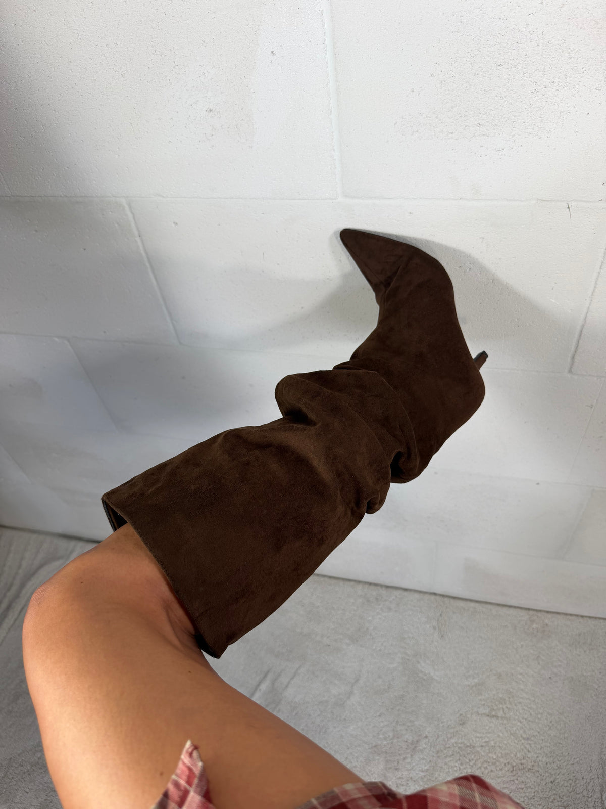 Stivale scamosciato marrone tacco 6 cm Rebel