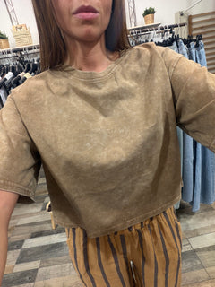 T-shirt crop 100% cotone effetto consumato beige